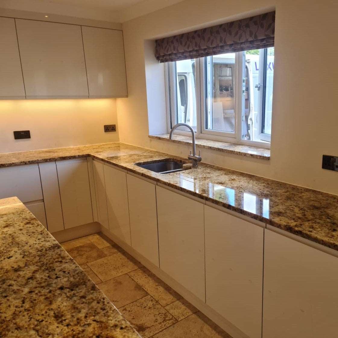 Colonial Gold - Image 6